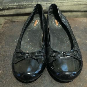 Black flats